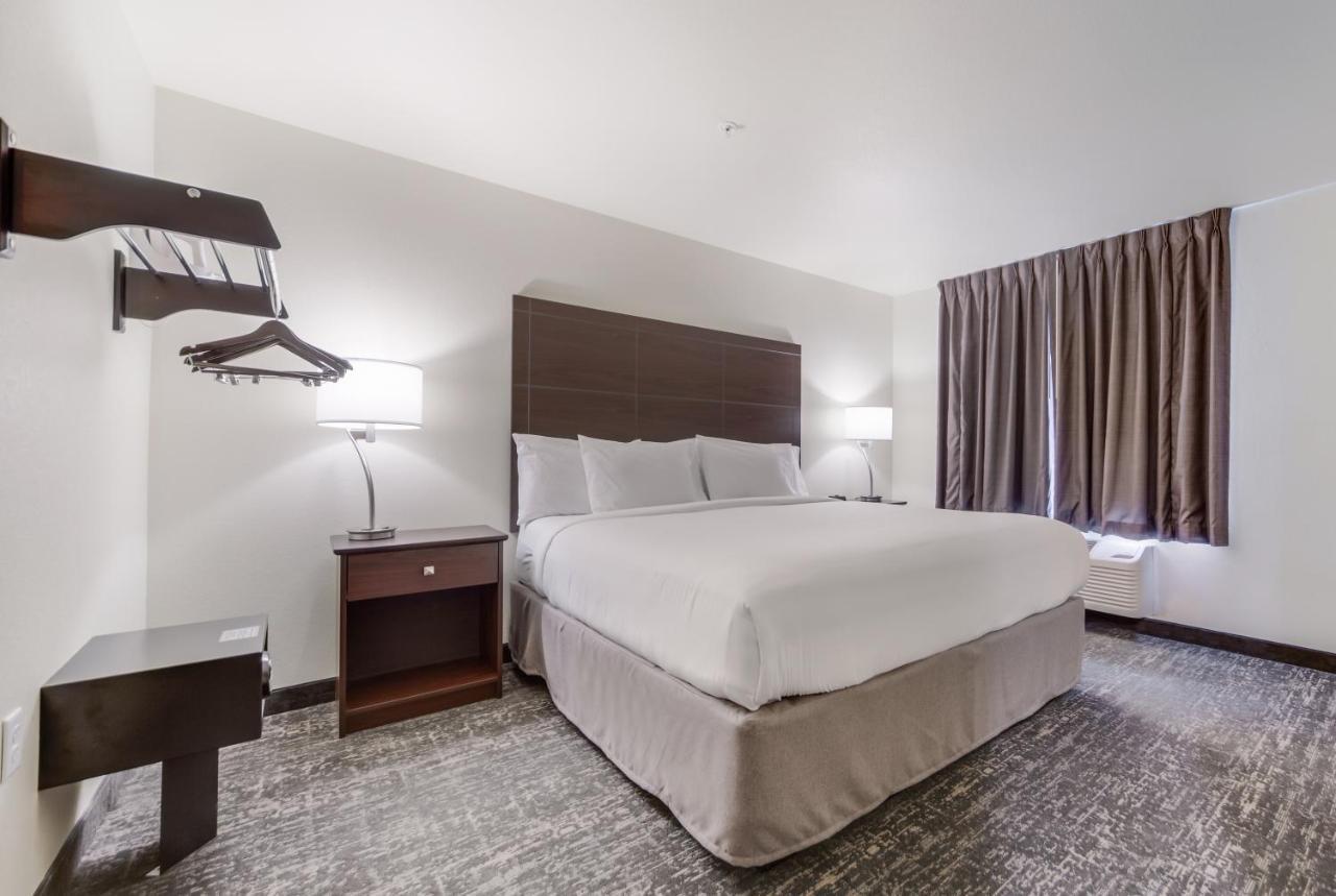 Cobblestone Inn & Suites-Fremont Exteriér fotografie