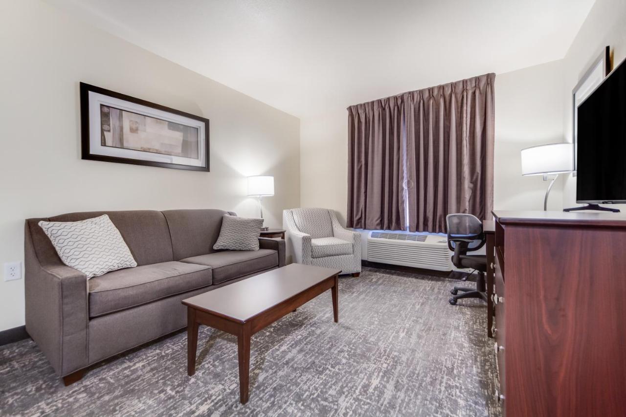 Cobblestone Inn & Suites-Fremont Exteriér fotografie
