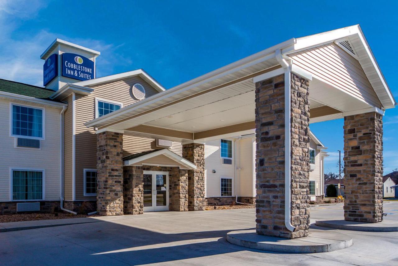 Cobblestone Inn & Suites-Fremont Exteriér fotografie