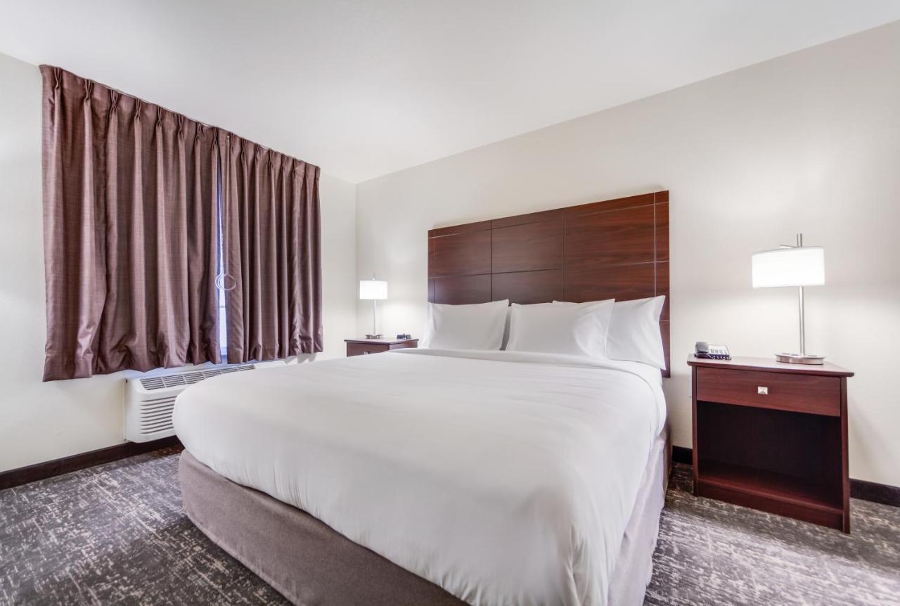 Cobblestone Inn & Suites-Fremont Exteriér fotografie