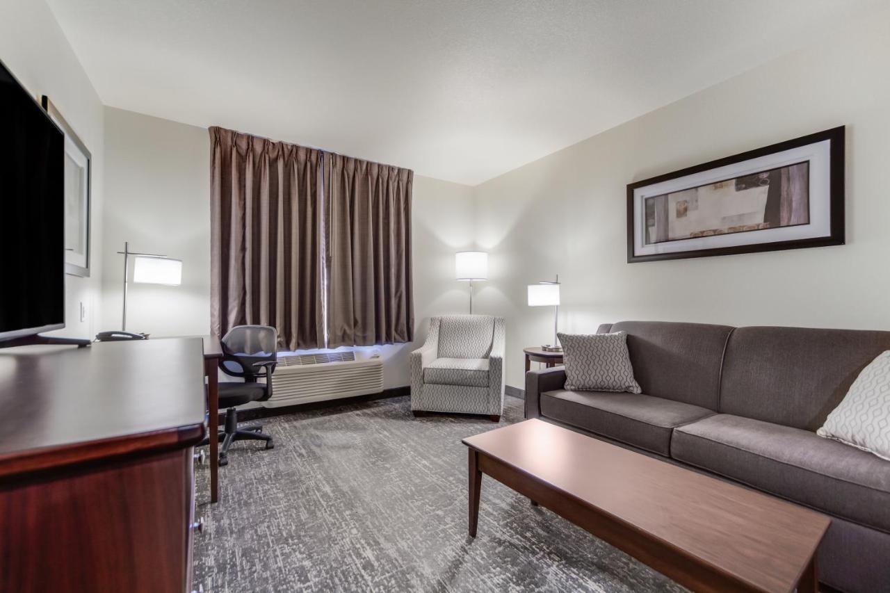 Cobblestone Inn & Suites-Fremont Exteriér fotografie